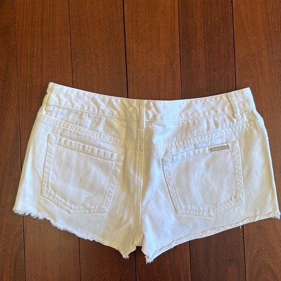 Michael Kors white denim shorts - Picture 3 of 3